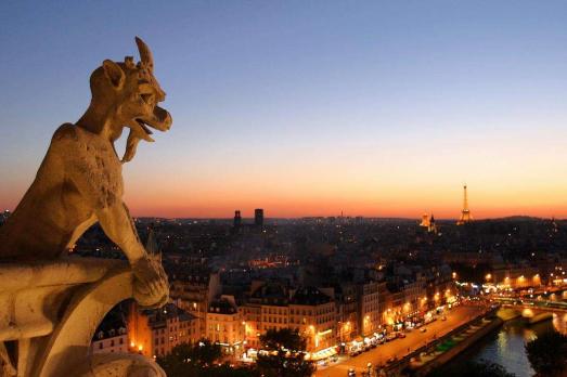  Book now your next stay in Paris at Hotel de la Bretonnerie
